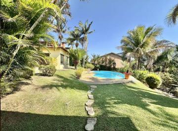 Casa de 5 quartos, Carapicuíba · Cond. Vila Velha - Rústica, TÉRREA em 4 lotes (1.880m²), 5 dormitórios / 3 suítes, piscina!