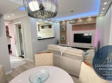 Casa · 155m² · 3 Quartos · 2 Vagas · Casa em Condomínio à Venda, 3 dormitórios e 155 m², Parque Munhoz - SP