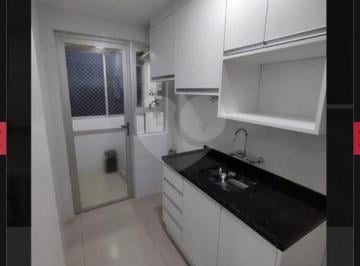 Apartamento de 2 quartos, Curitiba · Apartamento duplex de 53m² a venda no Champagnat