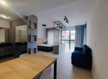Apartamento · 44m² · 1 Quarto · 1 Vaga · Studio mobiliado e decorado, em Coqueiros com sacada, vista livre e uma vaga garagem livre