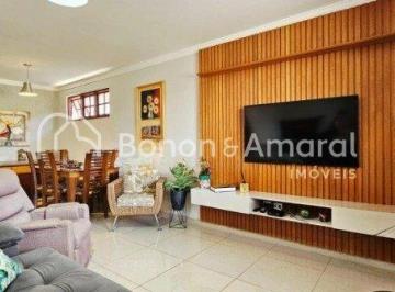 Casa · 172m² · 3 Quartos · 4 Vagas · Casa térrea reformada para venda em condomínio no Taquaral em Campinas, 3 quartos e 4 vagas