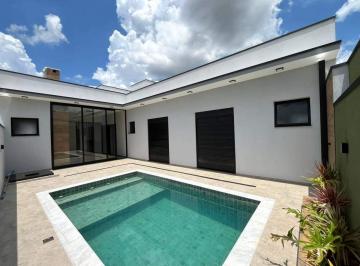 Casa · 172m² · 3 Quartos · 2 Vagas · Uma casa que a gente viu nascer. E agora, está pronta pra receber histórias.