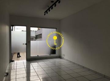 Casa · 180m² · 4 Quartos · 2 Vagas · Sobrado à Venda com 4 Quartos, Suíte e Excelente Localização Próximo ao Metrô Vila Sônia.