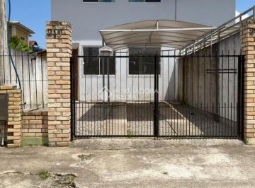 Casa · 98m² · 3 Quartos · 2 Vagas · Casa Carianos