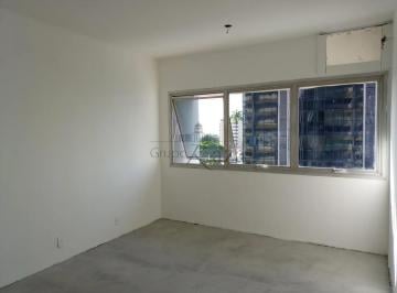 Comercial · 28m² · Oportunidade - Sala Comercial - Centro - Edifício Vip Center - 28,84m²