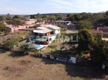 Casa · 1080m² · 3 Quartos · 6 Vagas · Casa Padrão em Brotas