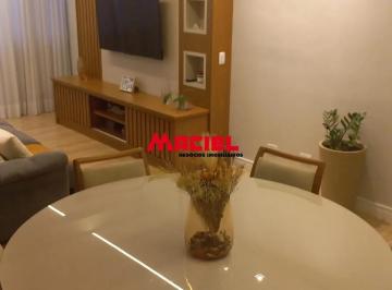 Apartamento · 66m² · 2 Quartos · 1 Vaga · Edifício Semillas próximo ao Spani do Vista Verde Vista livre andar alto todo reformado