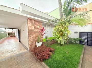 2861fca1313464b1a5606e26d375ce416d9337a1 · Casa Térrea com 240 m² .  5 vagas . Churrasqueira . Quintal