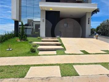 Casa · 190m² · 3 Quartos · 2 Vagas · Condomínio com 3 quartos à venda em Loteamento Park Gran Reserve - SP