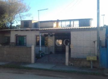 4155f727983e5a37b90915a7c5770c1fff571a54 · Casa com excelente ponto comercial em Itapuã