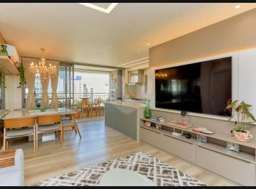 Apartamento de 3 quartos, Curitiba · Apartamento de 107m² a venda no Centro