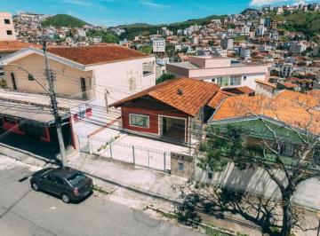 Casa de 3 quartos, Poços de Caldas · Casa no Centro 250mts e mais 2 Casas no Fundo R$ 635.000,00 !!