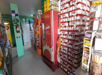 Comercial , Salvador · Depósito de Bebidas em Itapuã!!!!