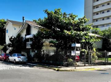Casa · 350m² · 5 Quartos · 3 Vagas · Casa de Esquina com 5 dormitórios com lago ornamental em Taquara