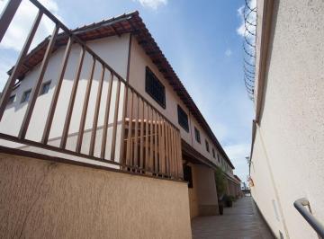 153be3b3-3392-4286-80de-2231a1a0bad4 · Espetacular casa em condomínio para venda com 2 quartos, sendo 2 suítes, 121m²