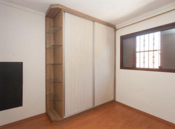 54b800e7-76e6-4411-9a73-4d0015e8dbcf · Espetacular casa em condomínio para venda com 2 quartos, sendo 2 suítes, 121m²