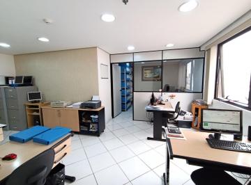 Photo 1 · Sala Comercial à Venda em Avenida Movimentada | 1 Vaga, Prédio com Segurança