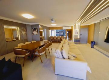 Apartamento · 162m² · 3 Quartos · 3 Vagas · Apto de 3 Dorms c/ 1 Suíte, 3 VAGAS, 161,51 m² de área útil. Bairro: Canto do Forte.