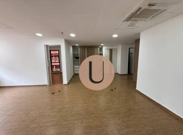 021cc5587ebee129be8a767e7b2626ae262b00b8 · Excelente conjunto comercial localizado na Avenida Brigadeiro Luís Antônio, a poucos metros da Aveni