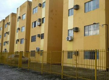 Apartamento de 2 quartos, Igarassu · Apartamento 02 quartos, térreo, com armários fixos, toldo, grade