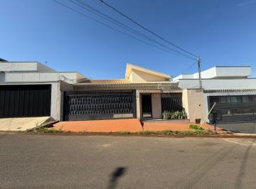 20250721090835132.jpg · Casa para Venda em Patos de Minas, Boa Vista, 3 dormitórios, 2 suítes, 2 vagas