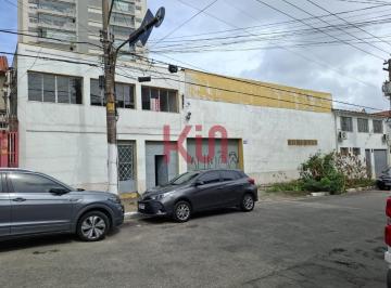 Foto 05 · Casa Industrial à Venda em Localização Privilegiada: 2 Quartos, 2 Banheiros, 2 V