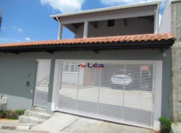 Foto 01 · Imperdível oportunidade: Casa à venda em Poá-SP, Vila Áurea, 3 quartos, 1 suíte, 2 salas, 4 vagas, 3