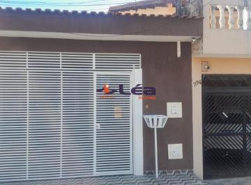 Foto 02 · Sobrado à venda em Suzano-SP, Vila Amorim: 3 quartos, 1 suíte, 1 sala, 2 banheiros, 2 vagas, 200m².