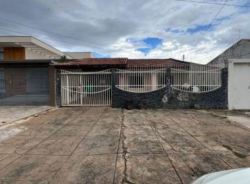 Casa de 3 quartos, Taguatinga · OPORTUNIDADE QND 6 3 QUARTOS , SUÍTE TERRENO AMPLO E GRANDE QUINTAL
