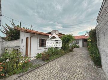 Casa · 130m² · 3 Quartos · 4 Vagas · Investimento na Barra da Lagoa 2 casas á venda