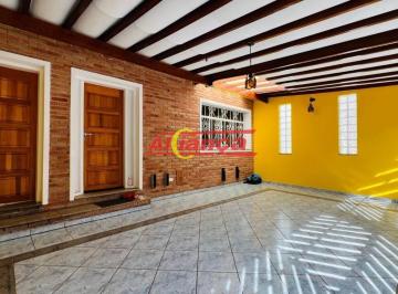 Casa · 320m² · 3 Quartos · 3 Vagas · Casa com 320m², 3 dormitórios e 1 suíte à venda no Jardim Munhoz