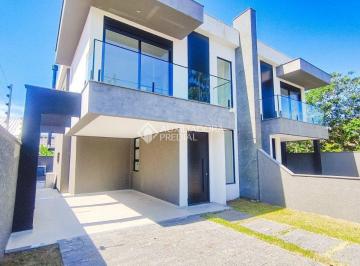 Casa · 172m² · 3 Quartos · 2 Vagas · Conforto e Elegância: Casa Geminada de Luxo no Norte da Ilha