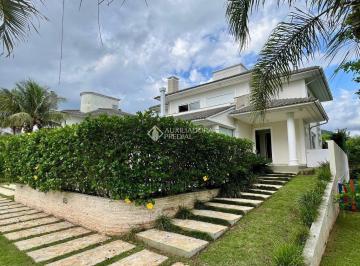 Casa · 381m² · 4 Quartos · 2 Vagas · Casa 3 dormitórios 381m2 privativos 2 vagas de garagem no bairro Cacupé