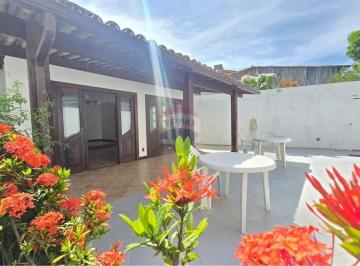 Casa · 400m² · 3 Quartos · 2 Vagas · Casa solta com 400m², 3 dormitórios em Piatã