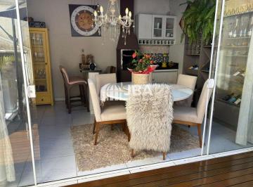 01 · Casa à venda - em Santa Felicidade