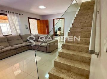 8980_i72d5PkCtYi467_89806980a0d3d9970.jpg · CASA AMPLA COM SUÍTE E PLANEJADOS