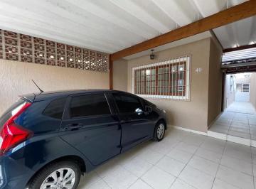 Casa de 3 quartos, São Paulo · Casa à venda com 135m², 3 quartos e 4 vagas, prox do metro . FL58