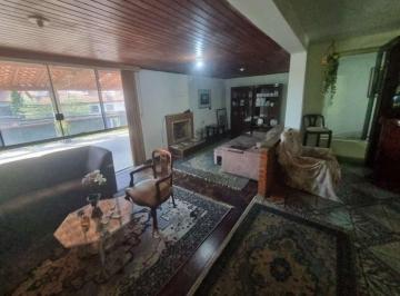 Casa · 500m² · 4 Quartos · 6 Vagas · Apartamento à venda em Granja Viana com 500 m², 4 quartos, 6 vagas