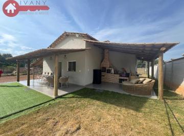 Rural · 10m² · 2 Quartos · 3 Vagas · Linda Chácara em Mateus Leme MG - Ideal para moradia ou lazer!