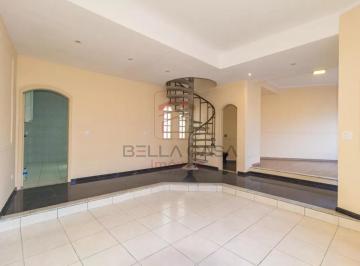 Casa · 240m² · 3 Quartos · 1 Vaga · Casa grande, no bairro da Mooca. 3 quartos