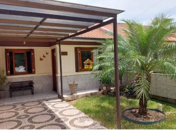 42895256_g.jpg · 
                                Casa 2 dormitórios !
                            