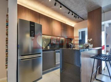 Apartamento · 70m² · 2 Quartos · 2 Vagas · Apartamento de 70 m² com depósito à venda no Campo Belo. São 2 quartos, 1 suíte e 2 vagas.