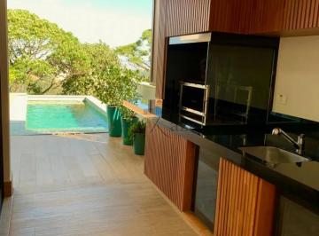 Casa · 604m² · 4 Quartos · 6 Vagas · Casa em Condomínio - Alphaville - 4 Dormitórios - 500m².