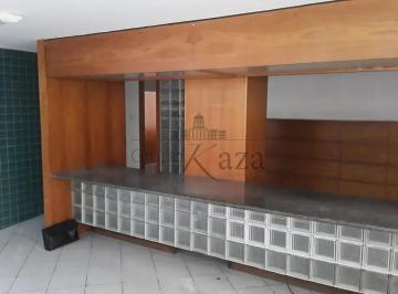 Comercial · 250m² · 3 Vagas · Oportunidade - Ponto Comercial - Vila Adyana - 250m².
