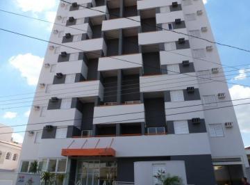 Frente · Apartamento de 02 dormitórios
