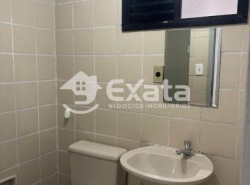 Apartamento · 62m² · 2 Quartos · 1 Vaga · Apartamento Centro com sacada