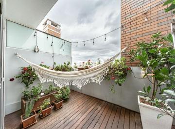 Apartamento · 157m² · 2 Quartos · 2 Vagas · Cobertura exclusiva para o Alto da XV / Centro