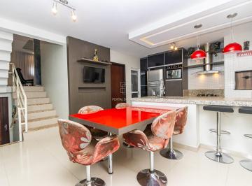 Casa · 175m² · 4 Quartos · 2 Vagas · Sobrado com 4 dormitorios no Portão 