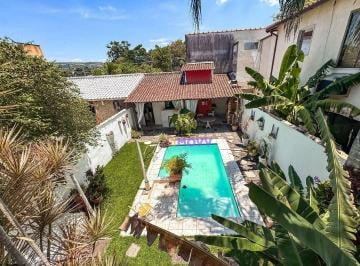 e59cbe61dbc50a488589fa8ad15dde8b2e8fcb68 · Casa à venda, 190 m² por R$ 1.500.000,00 - Itaipu - Niterói/RJ