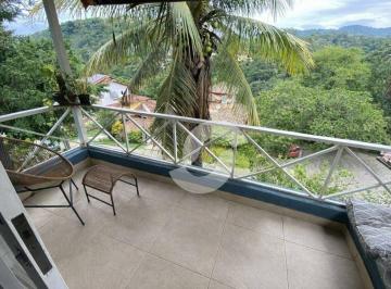 b4e37e17464b1eb48a8a089f5aece73906c7adab · Casa espetacular no Ubá Curumim